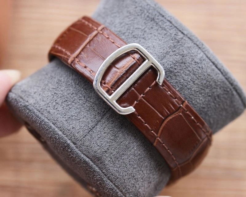 Casual CARTIER Watches 180884