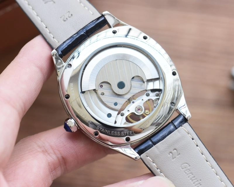 Breathable CARTIER Watches 180881