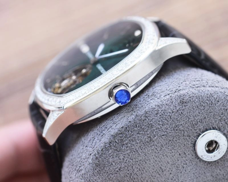 Breathable CARTIER Watches 180881