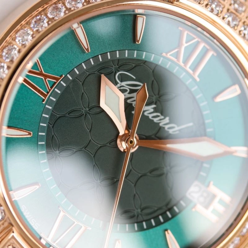 Stretchable CARTIER Watches 180876