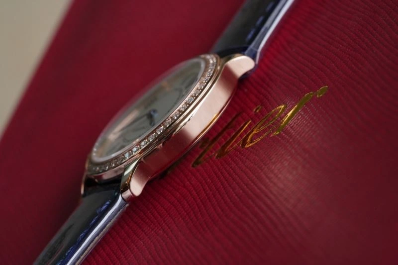 CARTIER Watches Upgraded 180847