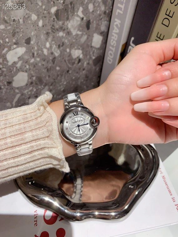 Bright CARTIER Watches 180839