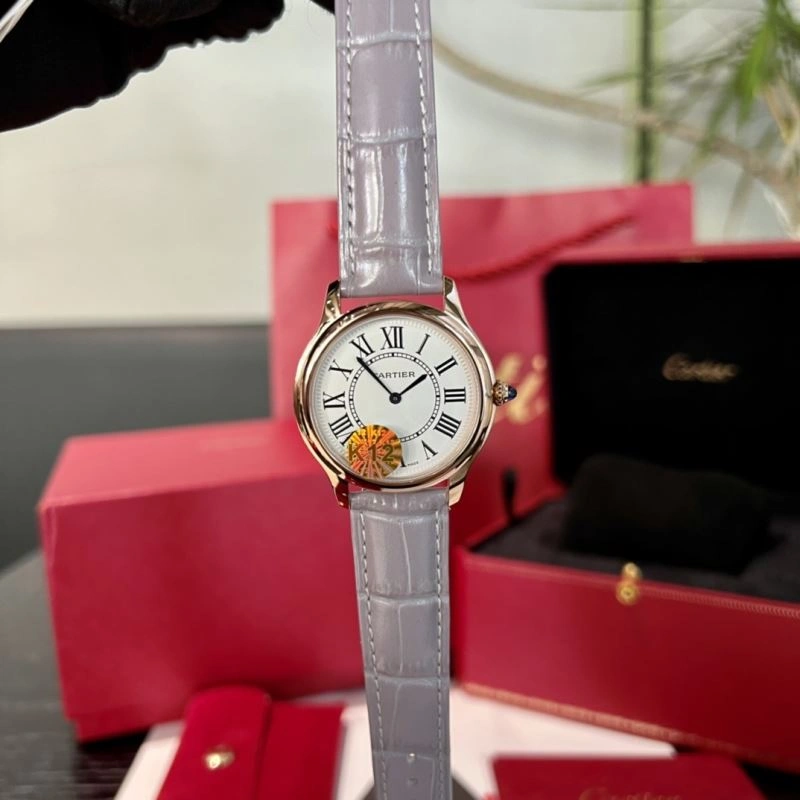 Effortless CARTIER Watches 180830