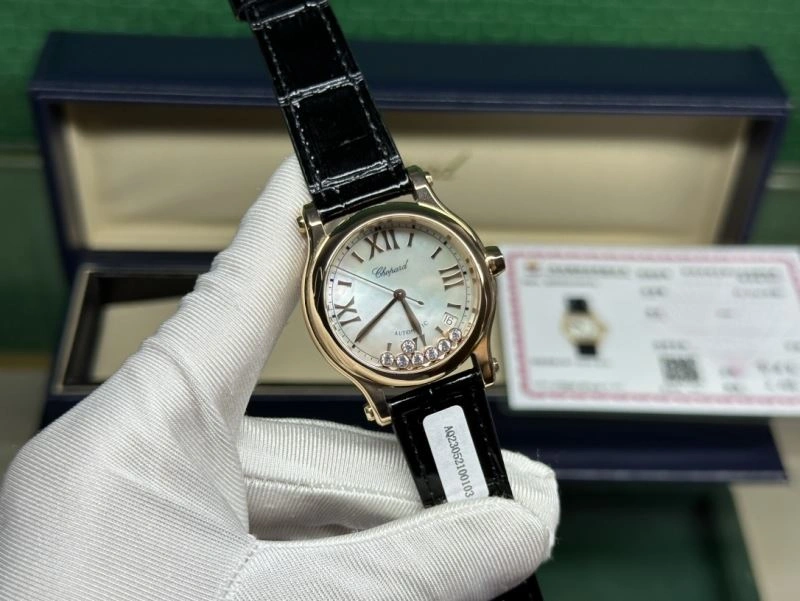 Trendy CARTIER Watches 180820