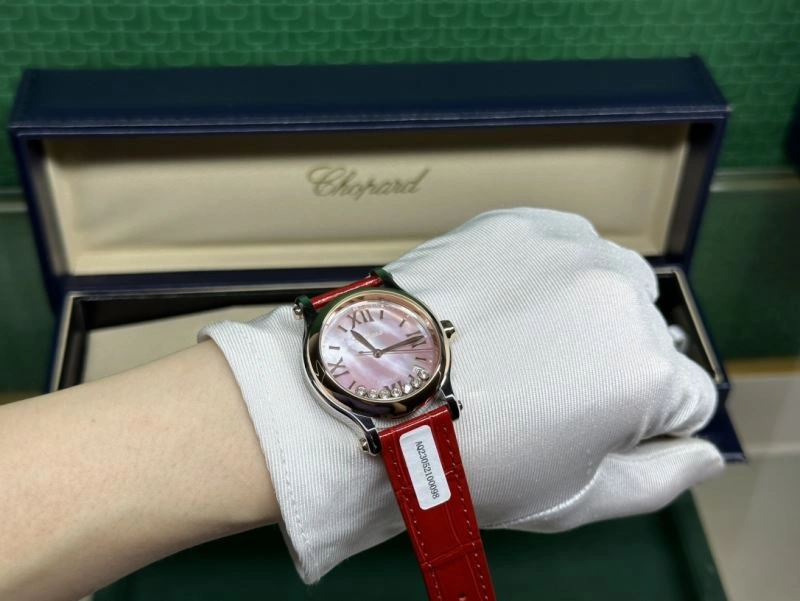 Supportive CARTIER Watches 180810