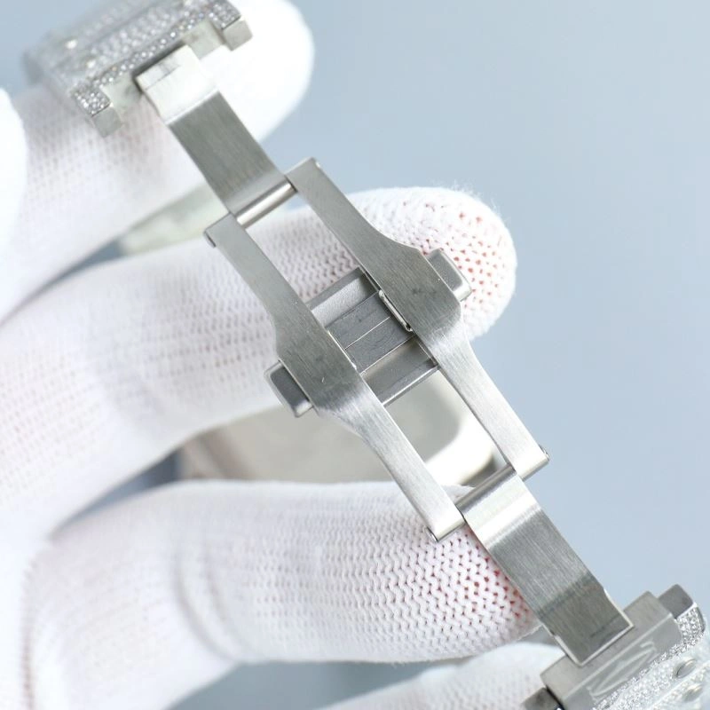 Timeless CARTIER Watches 180802