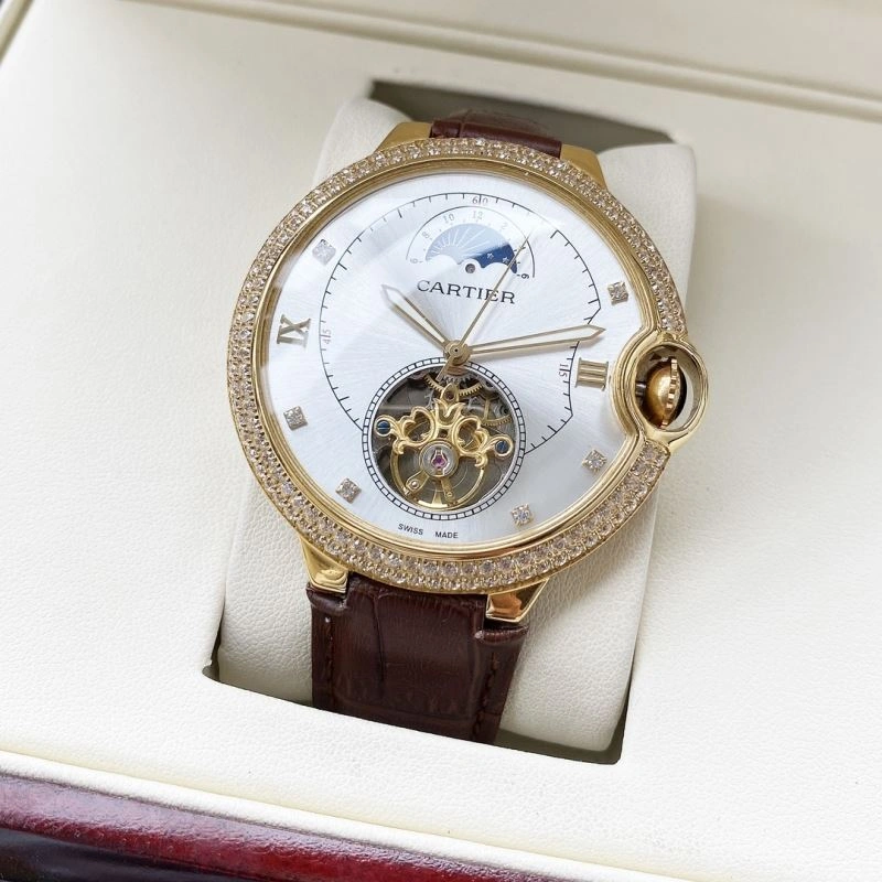 Stylish CARTIER Watches 180794