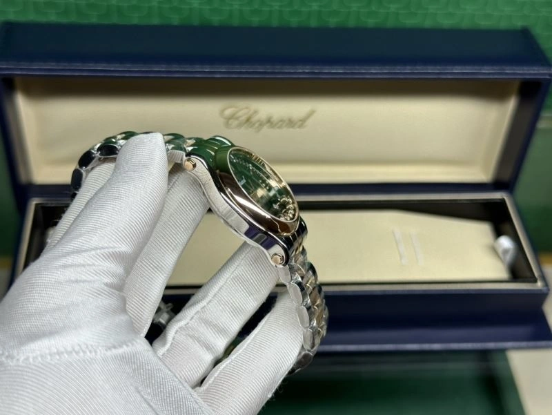 Stylish CARTIER Watches 180770