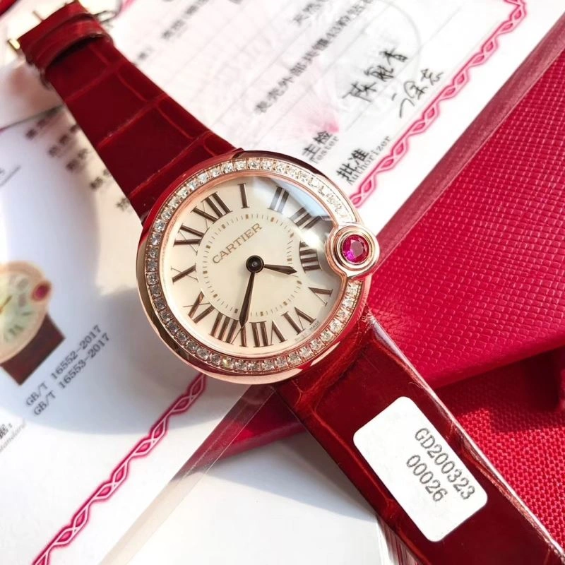 Sporty CARTIER Watches 180755