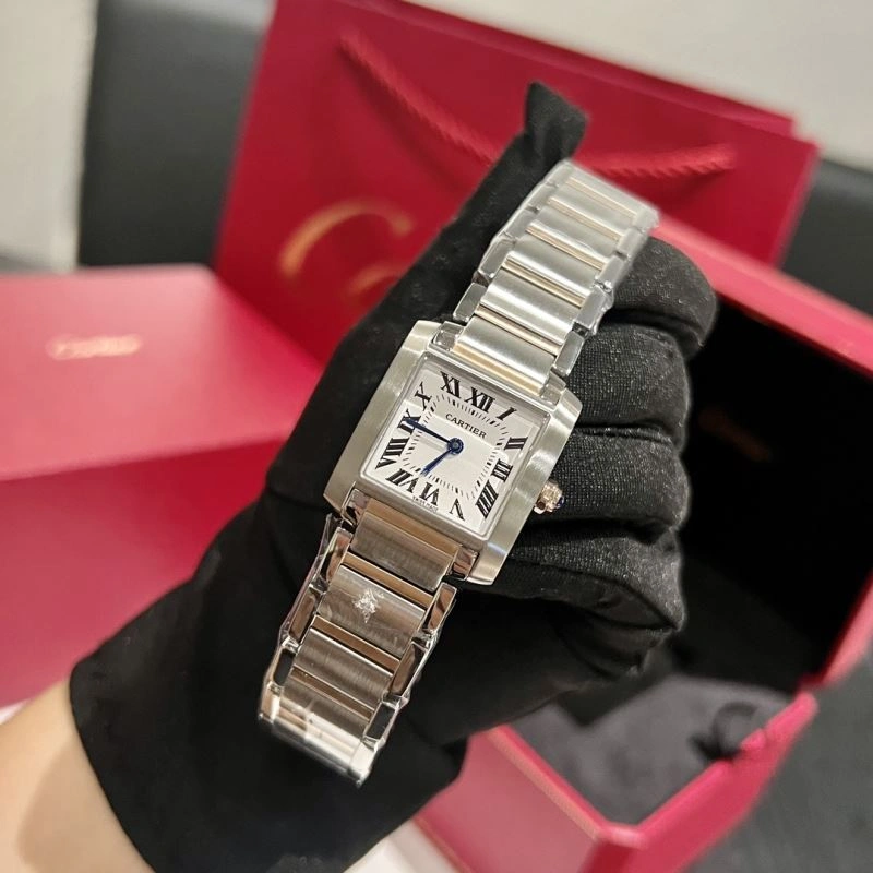 Contemporary CARTIER Watches 180729