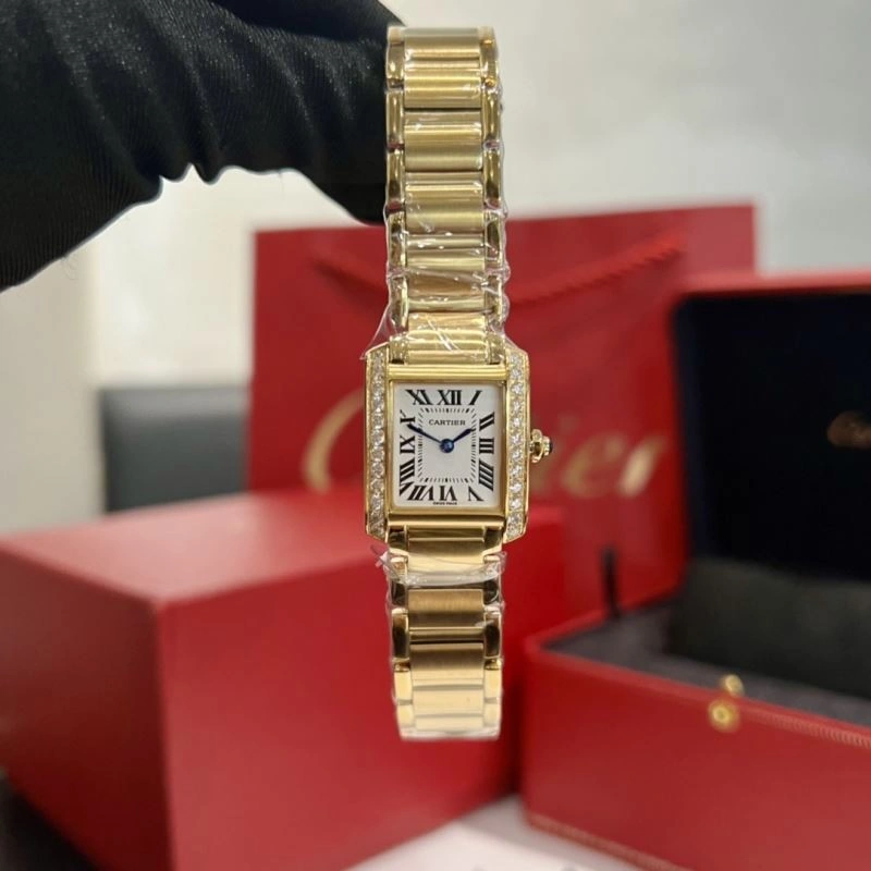 Neat CARTIER Watches 180742