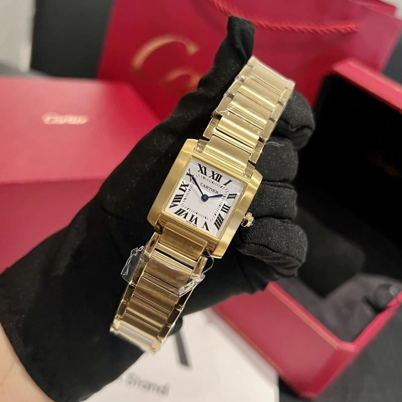 Neat CARTIER Watches 180742