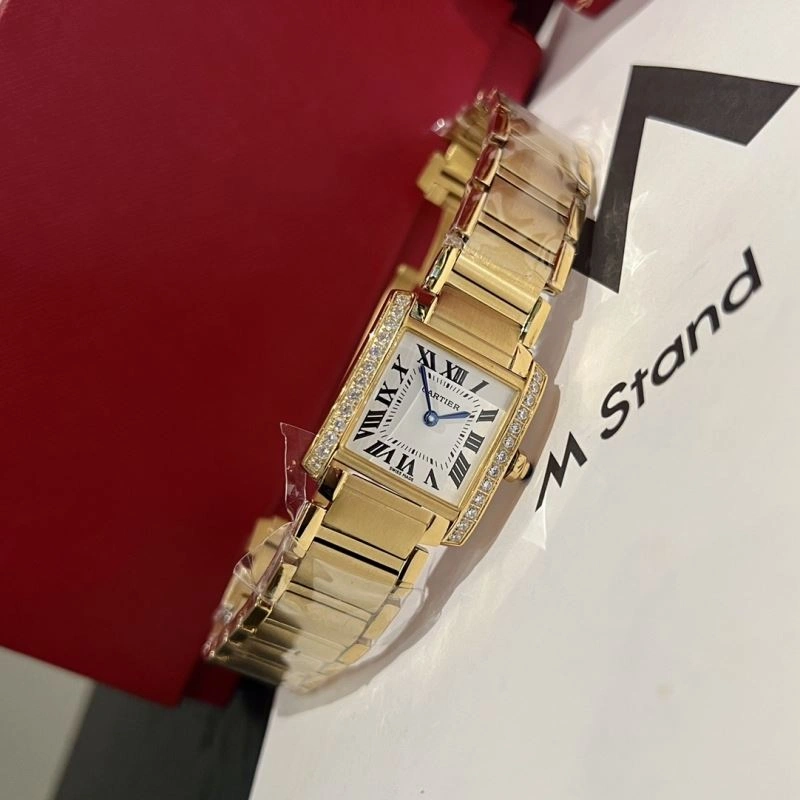 Neat CARTIER Watches 180742