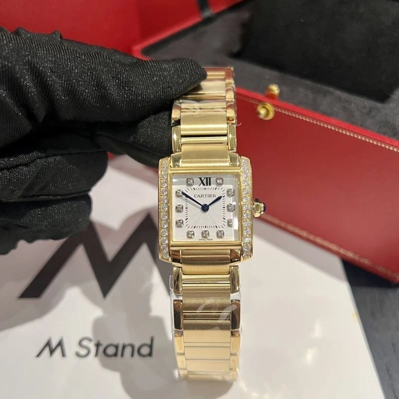 Neat CARTIER Watches 180742