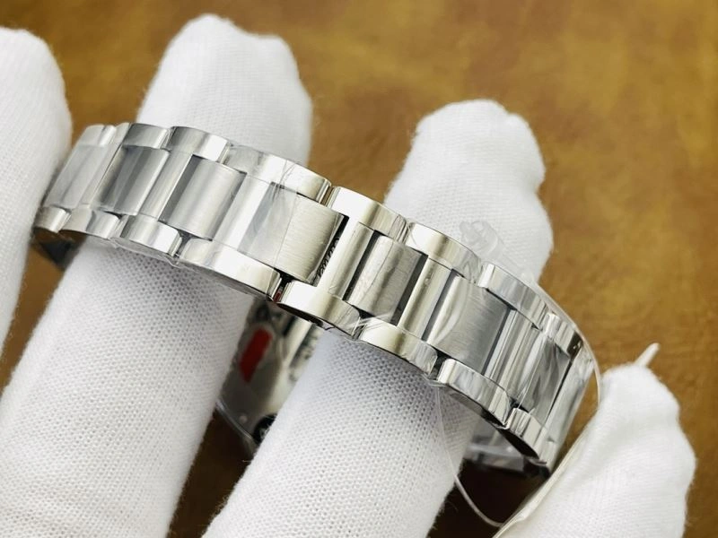Timeless CARTIER Watches 180734