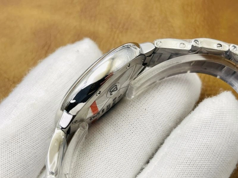 CARTIER Watches ModernLook 180739
