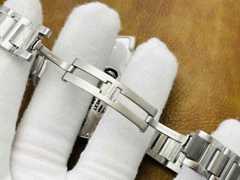 CARTIER Watches ModernLook 180739