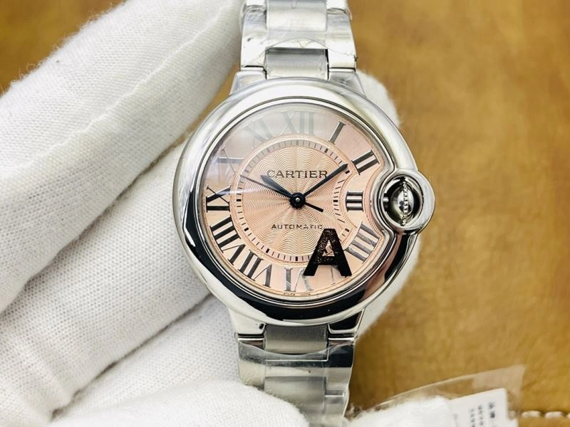 Sleek CARTIER Watches 180727