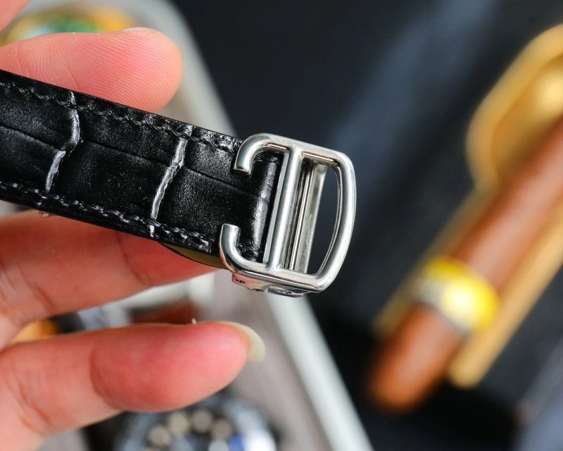 CARTIER Watches Elegant 180692