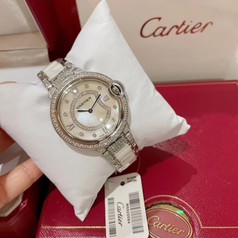 WellDesigned CARTIER Watches 180569