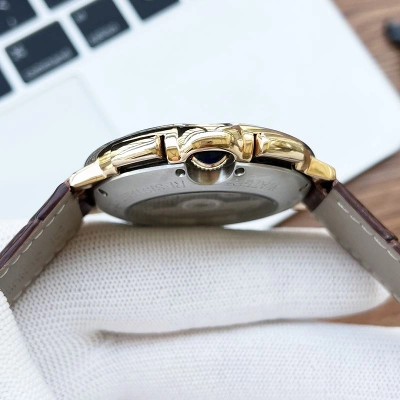 Chic CARTIER Watches 180561