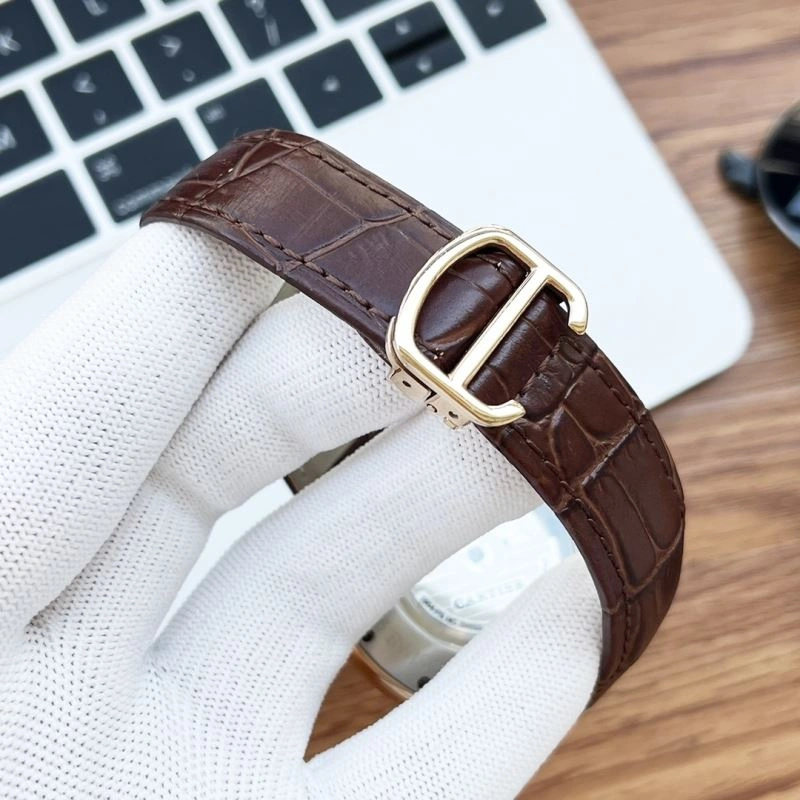 Chic CARTIER Watches 180561