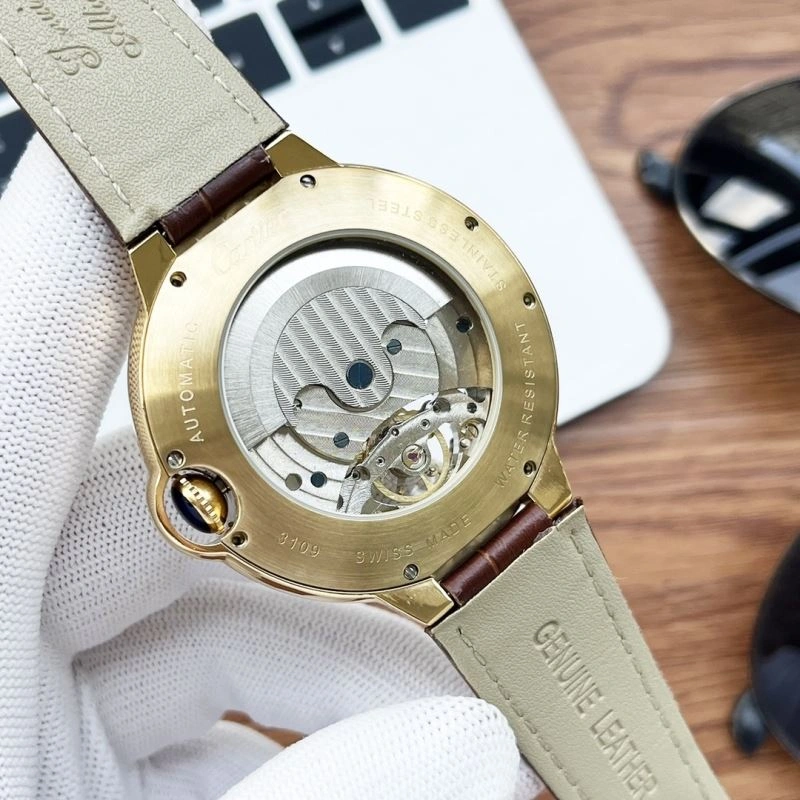 Breathable CARTIER Watches 180549