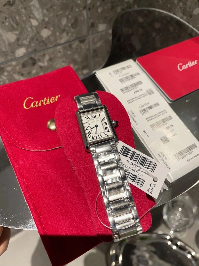 Seasonal CARTIER Watches 180548