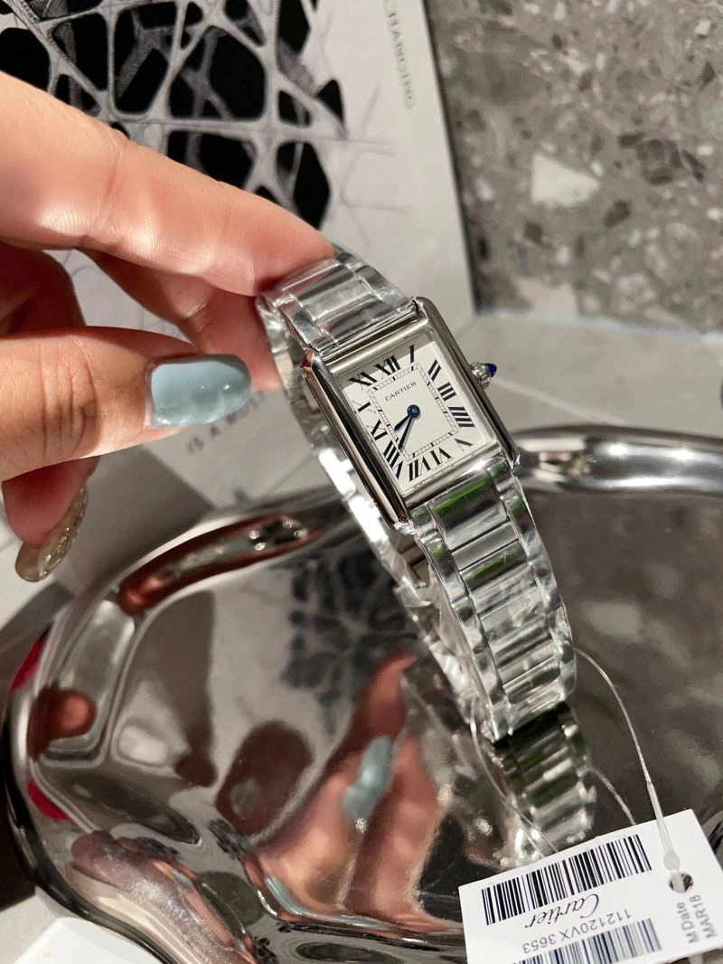 Seasonal CARTIER Watches 180548