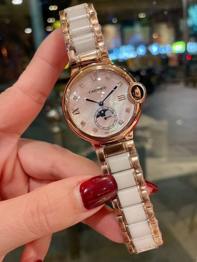 Elegant CARTIER Watches 180547