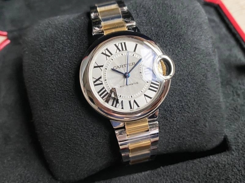 Contemporary CARTIER Watches 180501