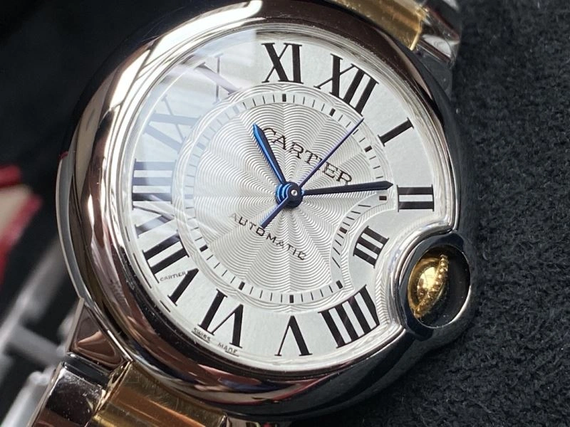 Contemporary CARTIER Watches 180501