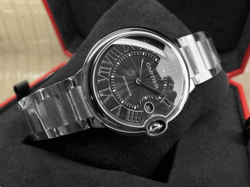 Contemporary CARTIER Watches 180499