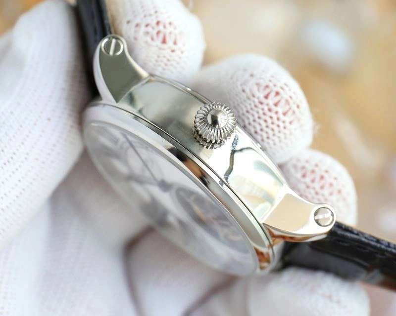 CARTIER Watches ModernLook 180472