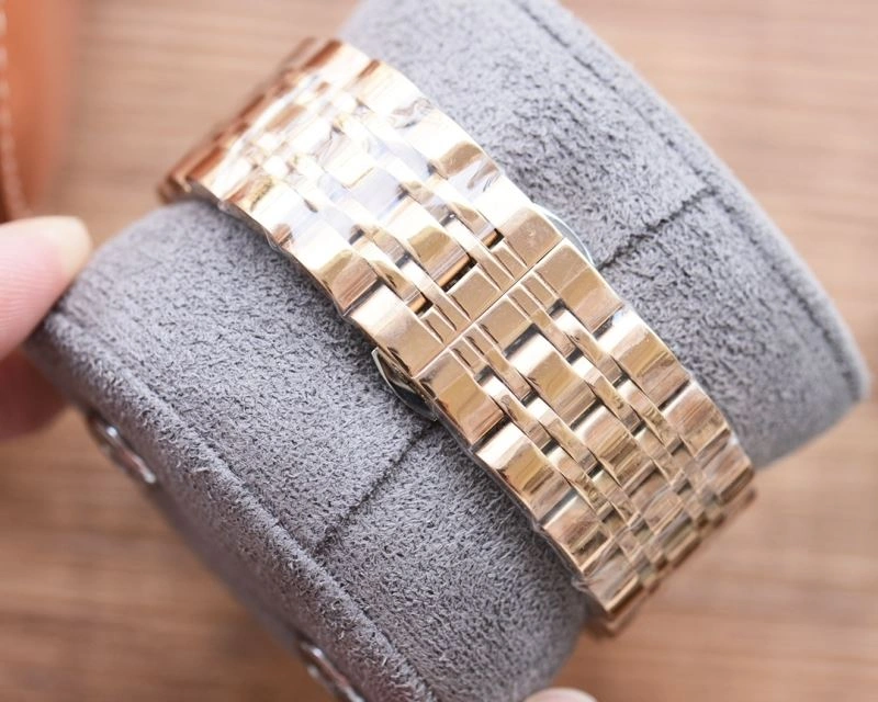 Modern CARTIER Watches 180469
