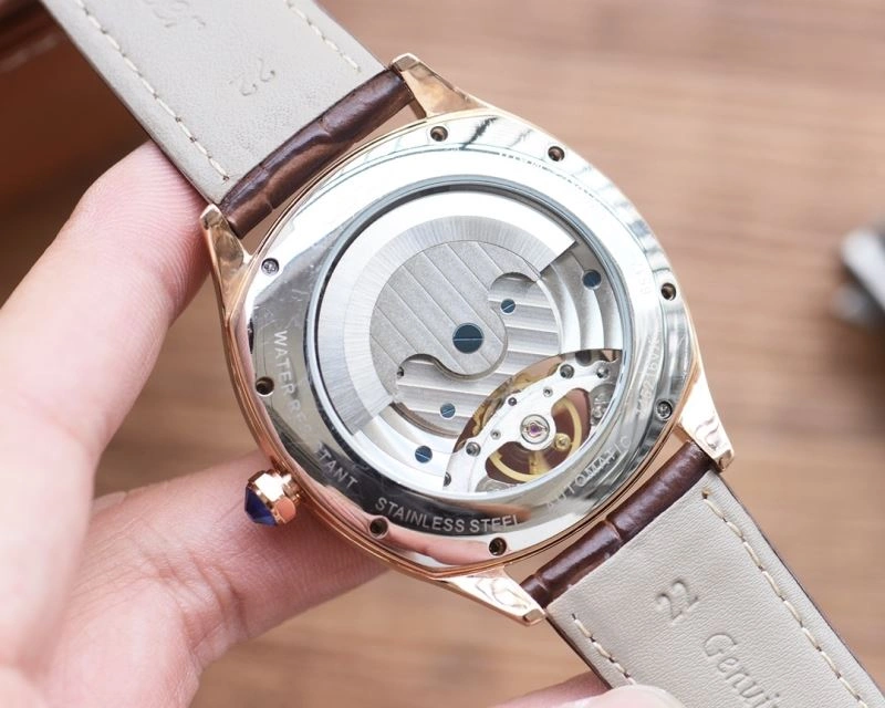 Modern CARTIER Watches 180469