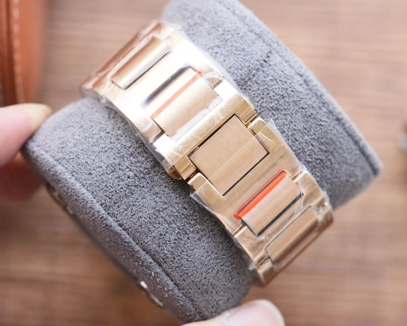 Colorful CARTIER Watches 180459