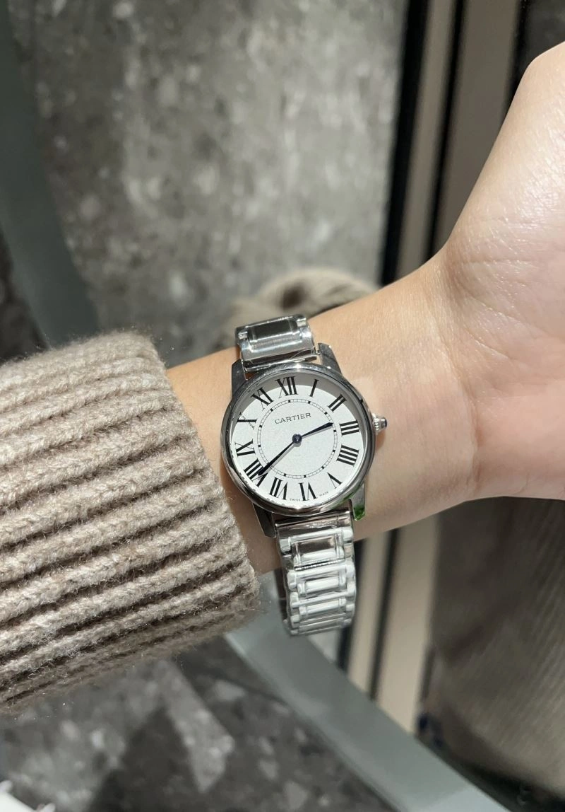Effortless CARTIER Watches 180440