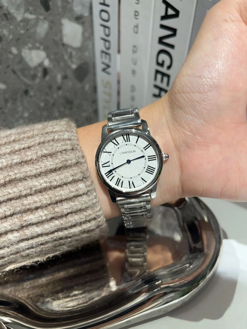 Effortless CARTIER Watches 180440