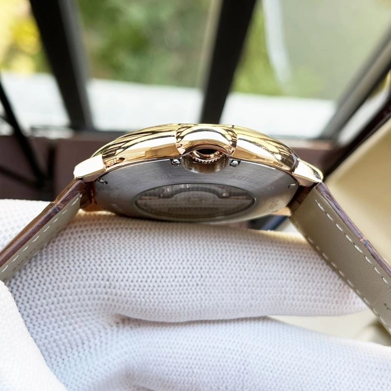 Resilient CARTIER Watches 180421