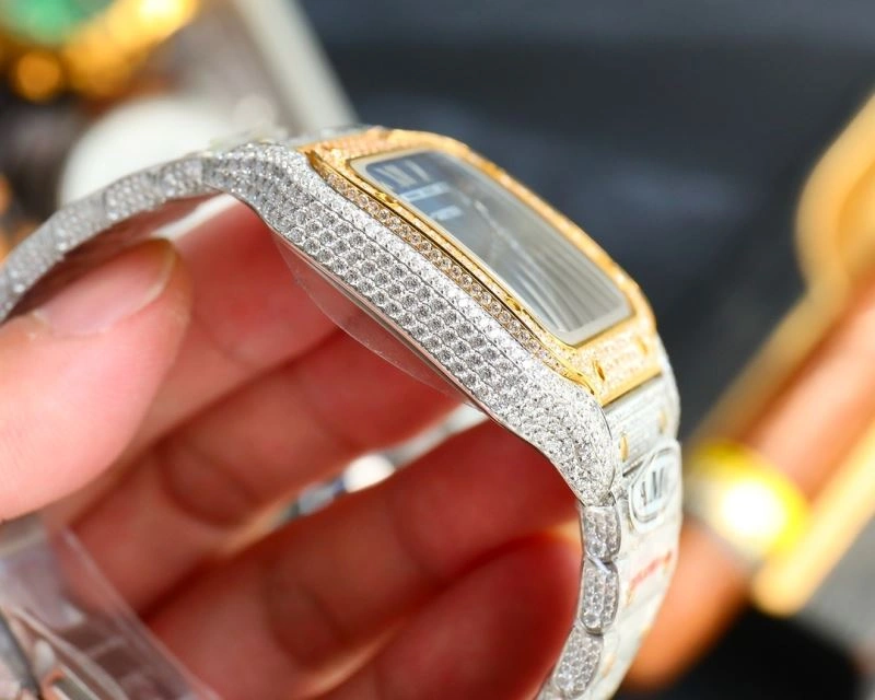 Stylish CARTIER Watches 180424