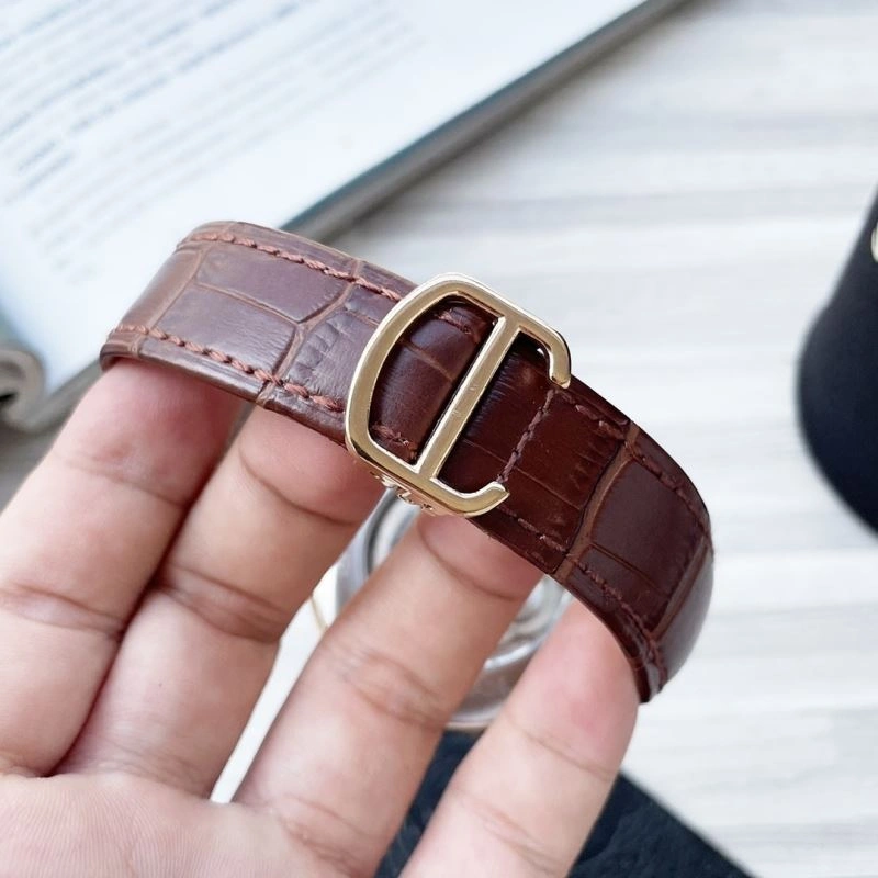 UrbanChic CARTIER Watches 180436