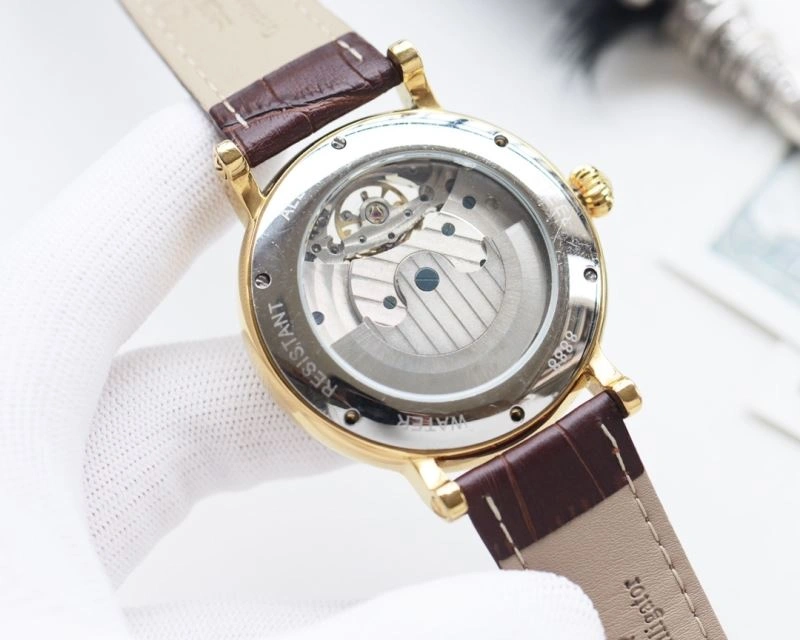 CARTIER Watches Supportive 180409