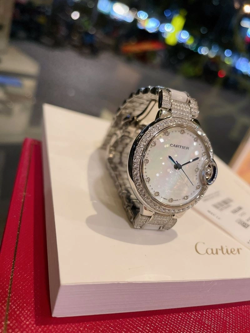 Fashionable CARTIER Watches 180405