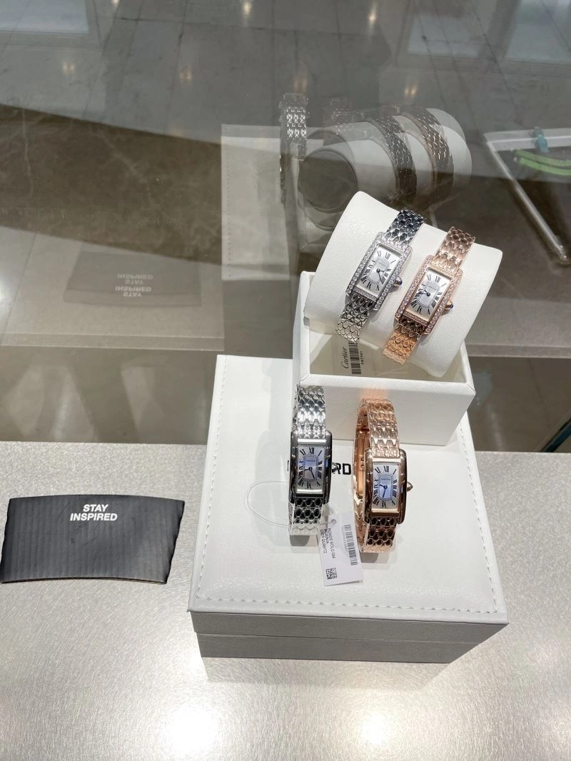 EyeCatching CARTIER Watches 180365
