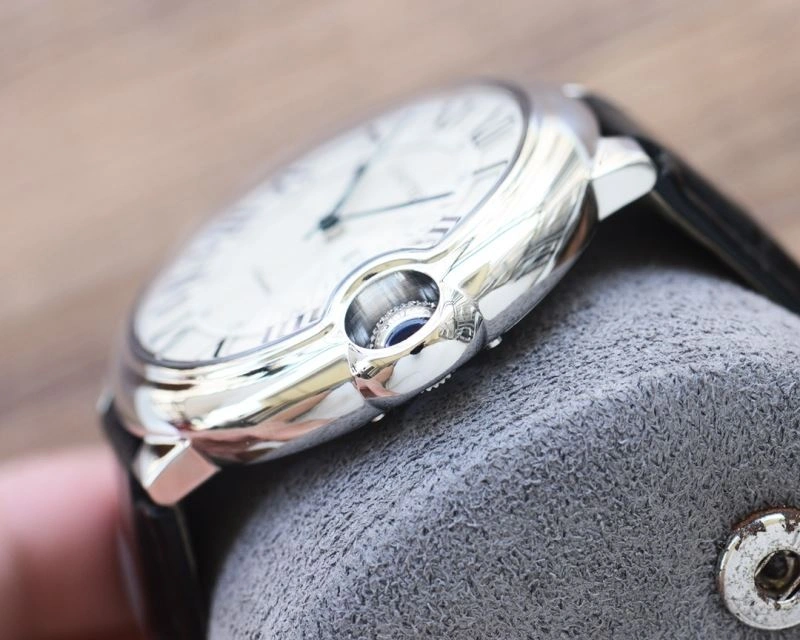 EyeCatching CARTIER Watches 180361