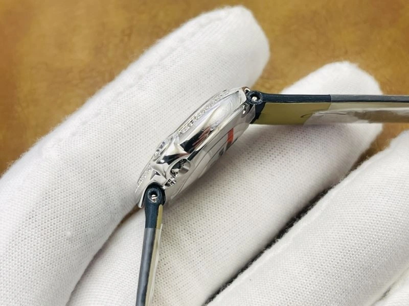 MultiPurpose CARTIER Watches 180332