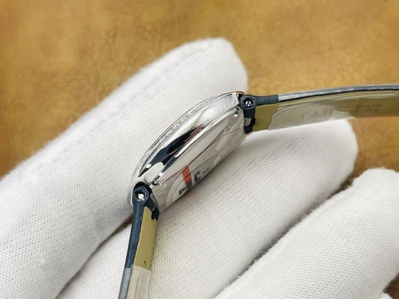 MultiPurpose CARTIER Watches 180332