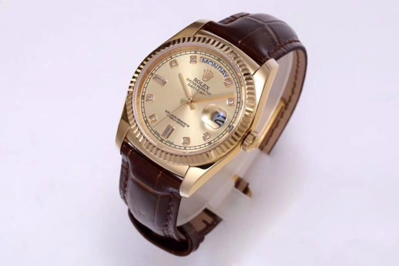 Bold CARTIER Watches 180325