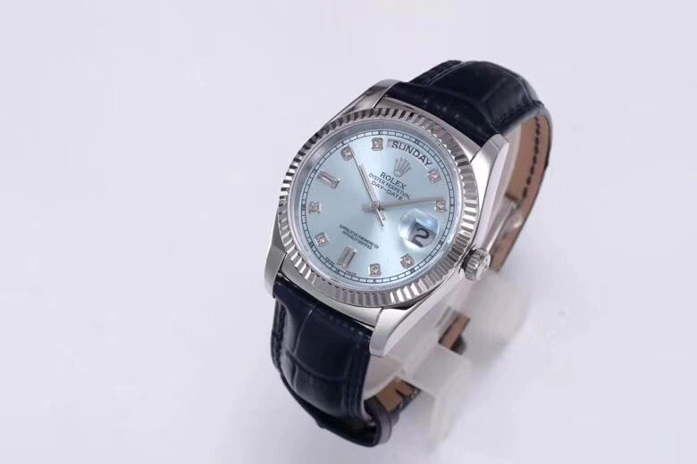 Stylish CARTIER Watches 180324